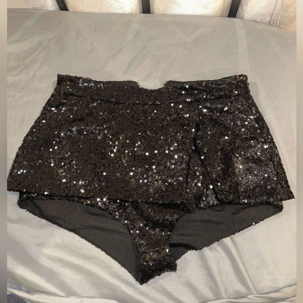 PushButton Black wrap skort